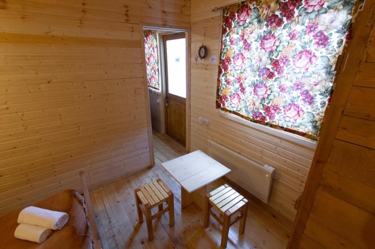 Mountain Cabins ميستيا المظهر الخارجي الصورة