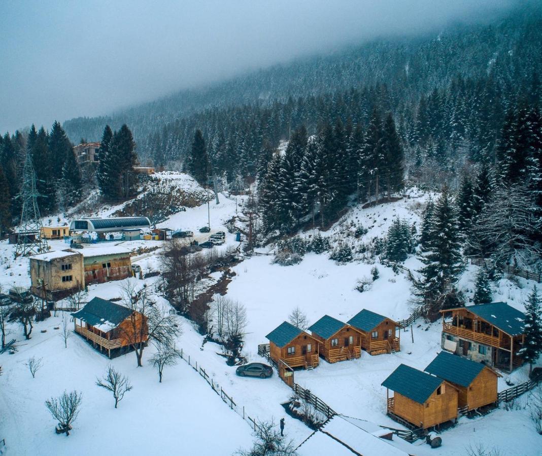 Mountain Cabins ميستيا المظهر الخارجي الصورة